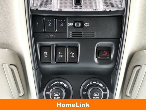Used 2020 Toyota 4Runner TRD Off-Road Premium AWD/4WD image 17