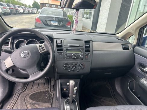 Used 2007 Nissan Versa Sedan FWD image 11