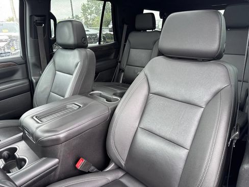Used 2023 Chevrolet Tahoe Z71 w/ Luxury Package AWD/4WD image 21