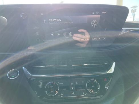 Used 2024 Buick Envista Sport Touring w/ Convenience I Package FWD image 16
