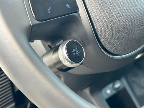 Used 2024 Hyundai Ioniq 5 SE image 20