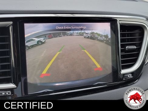 Used 2023 Chrysler Pacifica Touring-L FWD image 26