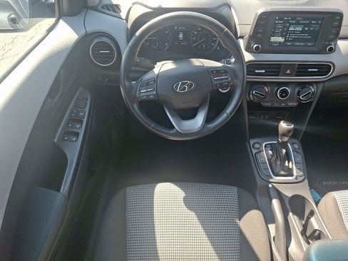 Used 2018 Hyundai Kona SEL image 12