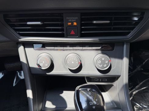 Used 2024 Volkswagen Jetta S FWD image 24