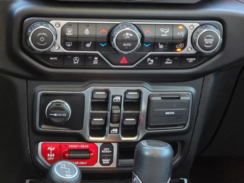 Used 2021 Jeep Gladiator Rubicon image 33