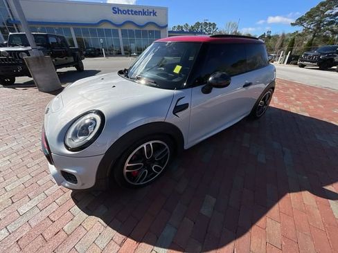 Used 2017 MINI Cooper John Cooper Works image 28