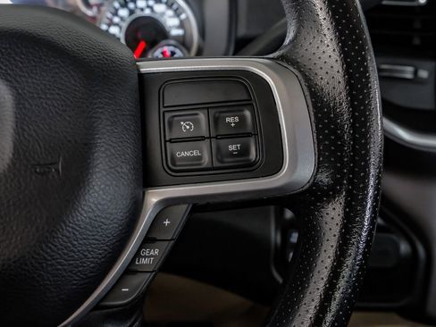 Used 2022 RAM 3500 Big Horn image 17