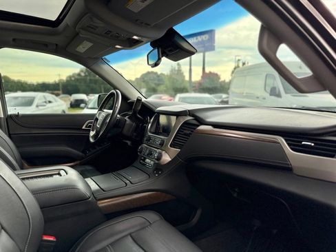 Used 2019 GMC Yukon XL Denali w/ Denali Ultimate Package RWD image 37