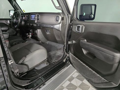 Used 2023 Jeep Wrangler Sport image 42