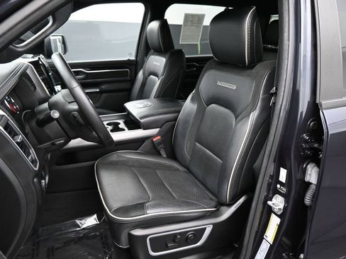 Used 2021 RAM 1500 Laramie RWD image 17