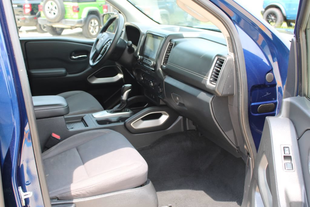 Used 2022 Nissan Frontier SV RWD image 15