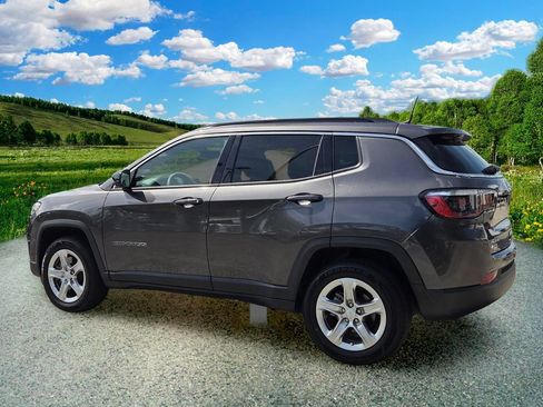 Certified 2023 Jeep Compass Latitude AWD/4WD image 4
