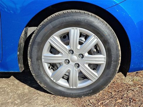 Certified 2022 Kia Rio S image 8