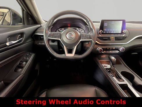 Used 2022 Nissan Altima 2.5 SR FWD image 8