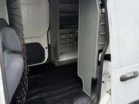 Used 2010 Ford Transit Connect XL image 16