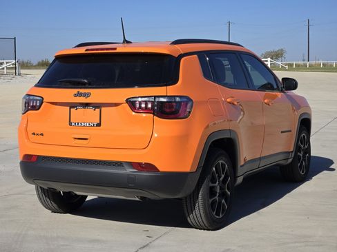 New 2026 Jeep Compass Latitude image 5