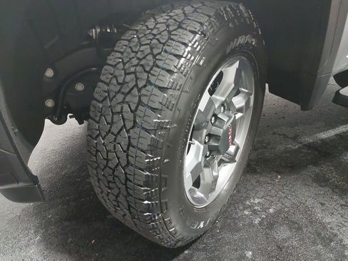 New 2026 GMC Sierra 2500 SLT w/ SLT Premium Package image 32