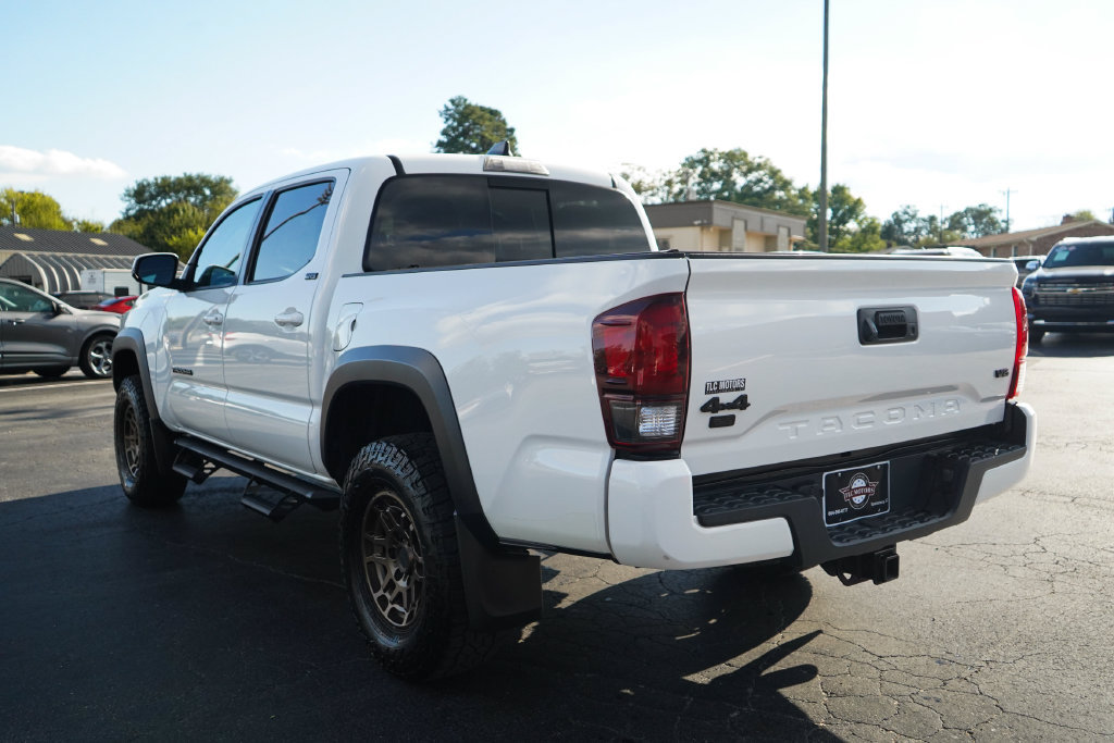 Used 2022 Toyota Tacoma SR5 w/ Trail Edition AWD/4WD image 3