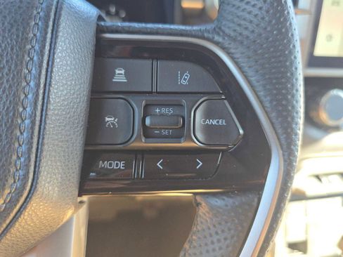 Used 2024 Toyota Tundra Limited image 28