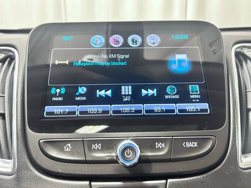 Used 2016 Chevrolet Malibu LT image 14