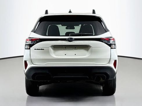 Certified 2025 Subaru Forester Premium AWD/4WD image 7