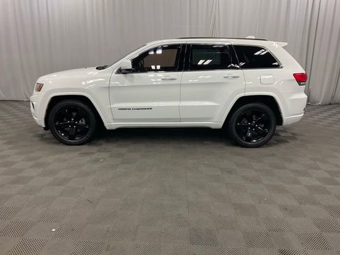 Used 2015 Jeep Grand Cherokee Altitude image 13