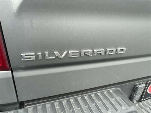 Certified 2023 Chevrolet Silverado 1500 High Country w/ Technology Package image 6