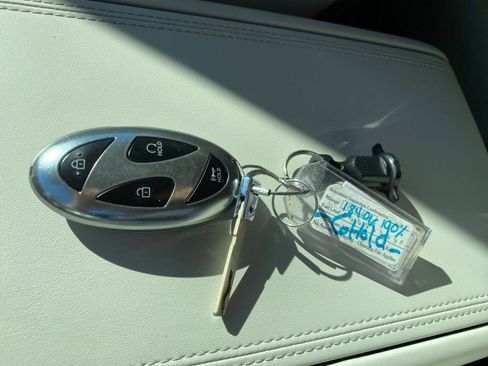 Used 2025 Hyundai Santa Fe SEL image 21