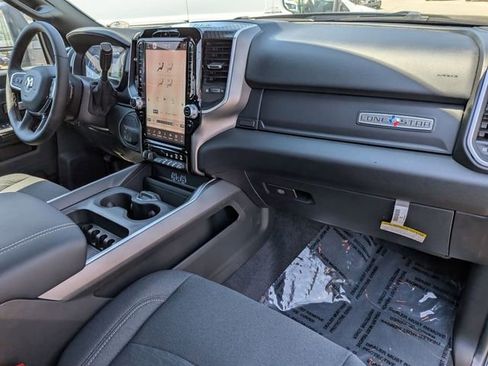 New 2026 RAM 2500 Big Horn AWD/4WD image 28