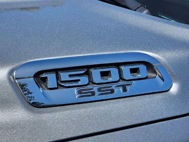 Used 2025 RAM 1500 Big Horn AWD/4WD image 13