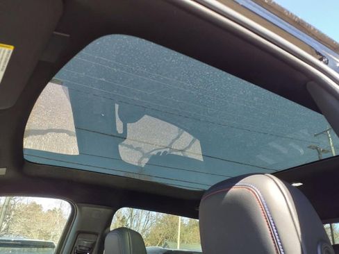 New 2025 Chevrolet Silverado EV RST AWD/4WD image 15