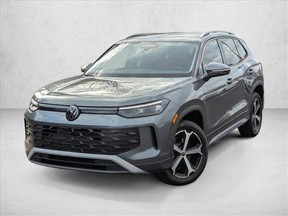 New 2026 Volkswagen Tiguan SE