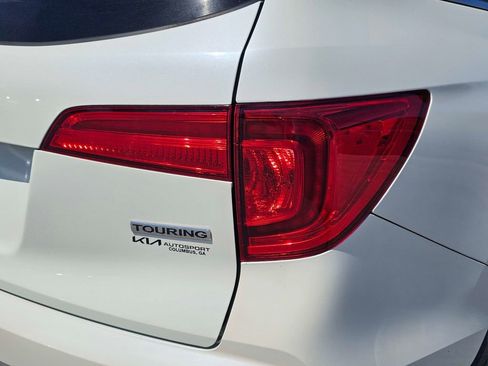 Used 2017 Honda Pilot Touring image 9