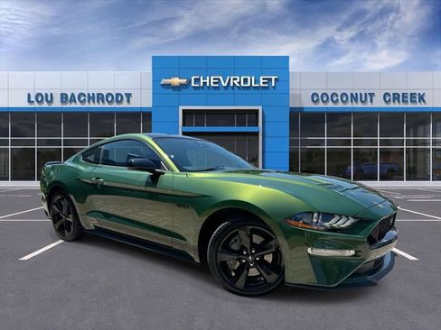 Used 2022 Ford Mustang GT Premium w/ Black Accent Package RWD image 1