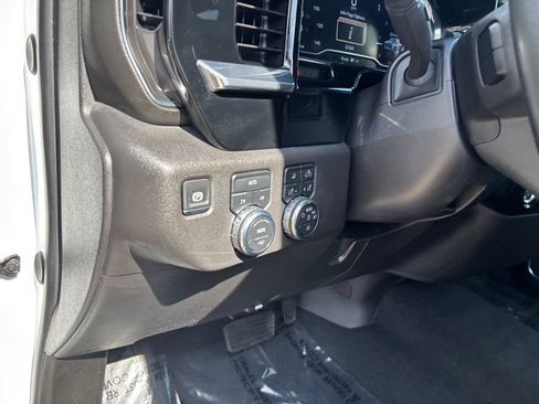 Used 2024 GMC Sierra 1500 SLT AWD/4WD image 58