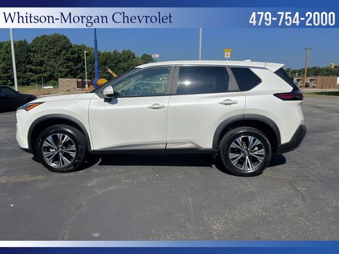Used 2023 Nissan Rogue SV FWD image 8