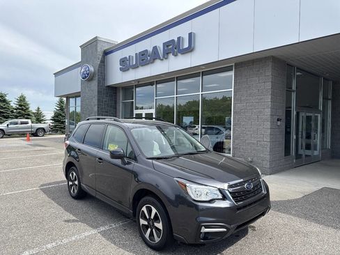 Used 2018 Subaru Forester 2.5i Premium AWD/4WD image 1