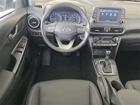 Used 2019 Hyundai Kona Limited image 11
