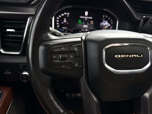 Used 2024 GMC Sierra 2500 Denali Ultimate AWD/4WD image 14