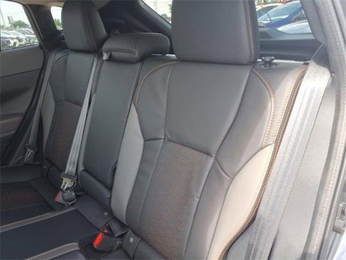 New 2025 Subaru Crosstrek 2.5i Limited w/ Popular Package #3A image 10