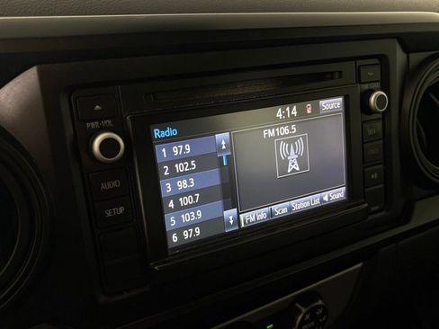 Used 2018 Toyota Tacoma SR w/ SR Convenience Package AWD/4WD image 22