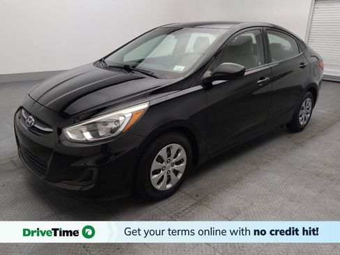 Used 2016 Hyundai Accent SE image 1