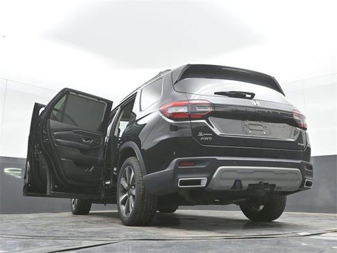 Used 2023 Honda Pilot Elite image 56