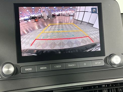 Used 2023 Hyundai Kona SE image 22