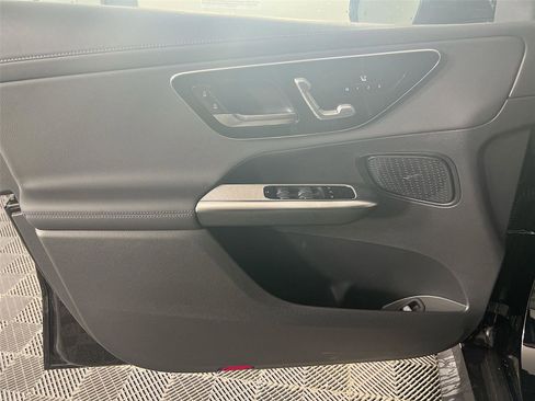 New 2026 Mercedes-Benz GLC 300 4MATIC image 17