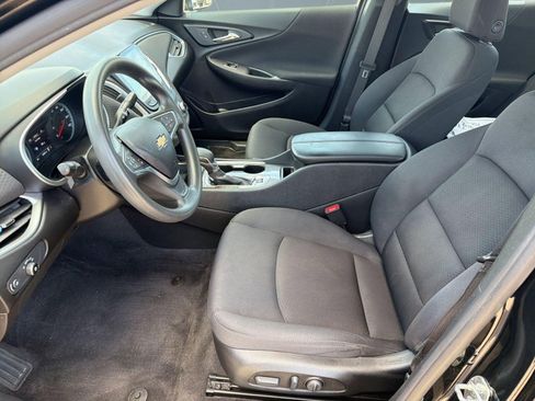Used 2023 Chevrolet Malibu LT w/ Driver Confidence Package FWD image 5