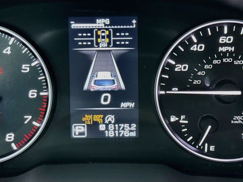 Used 2025 Subaru Outback Premium AWD/4WD image 8
