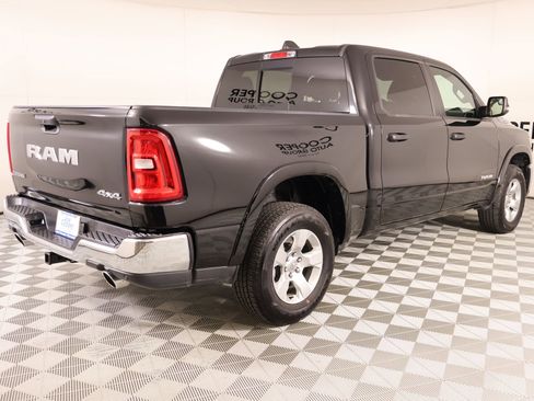 Used 2025 RAM 1500 Big Horn AWD/4WD image 21