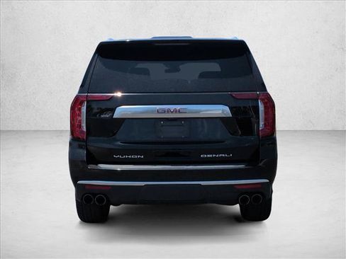 Used 2021 GMC Yukon Denali w/ Denali Premium Package AWD/4WD image 7