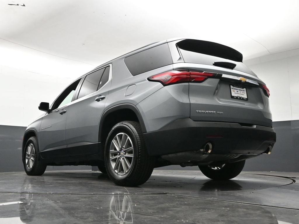Used 2023 Chevrolet Traverse LT AWD/4WD image 26